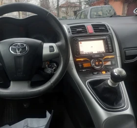 Toyota Auris Toyota Auris 2.0 Дизел Навигация, снимка 8