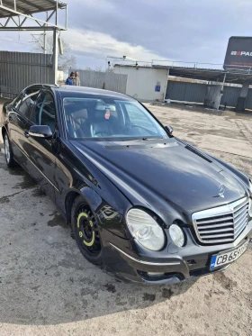 Mercedes-Benz E 320 4MATIC, снимка 3