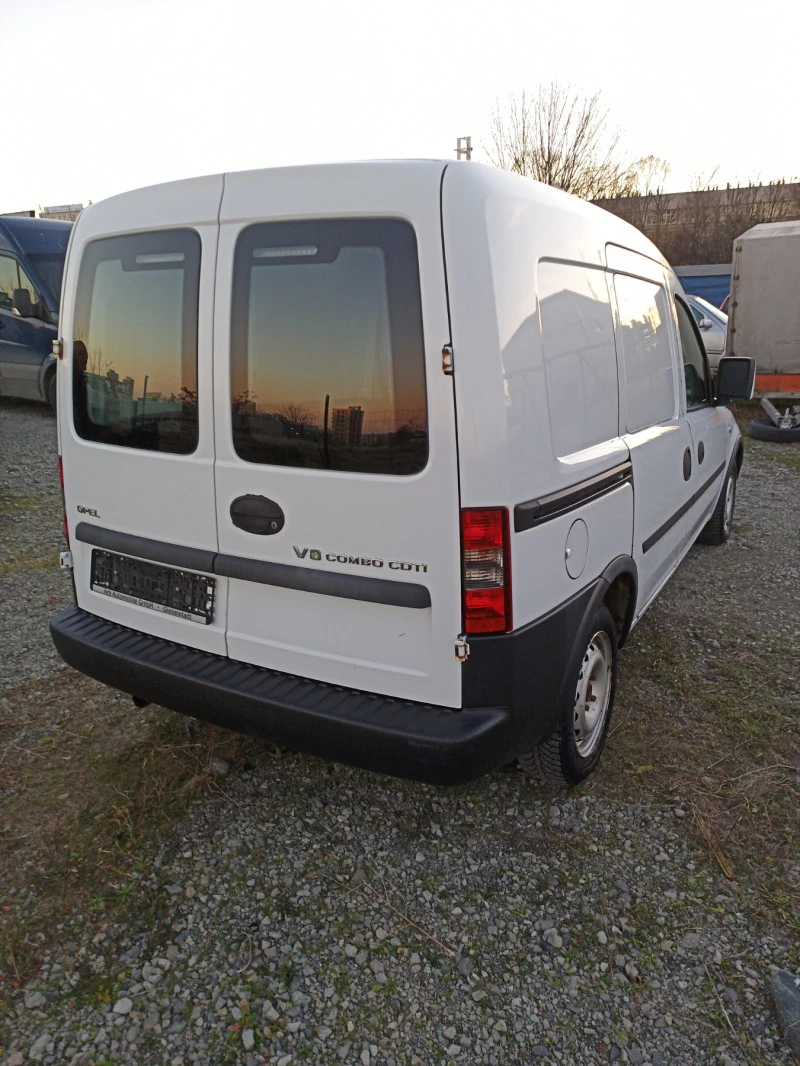 Opel Combo 1.3CDTI, снимка 5 - Автомобили и джипове - 43560466