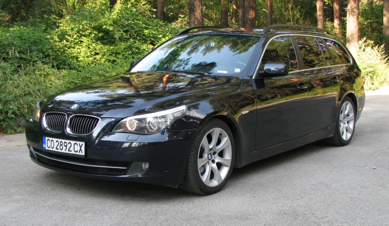 BMW 525 Е 61, снимка 1 - Автомобили и джипове - 47201233