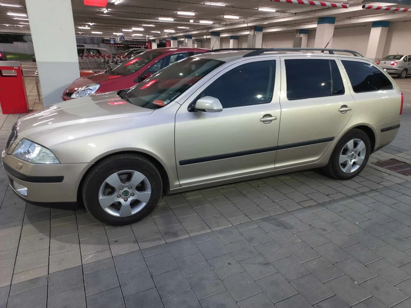 Skoda Octavia - 1.6 MPI/LPG, снимка 5 - Автомобили и джипове - 47420800