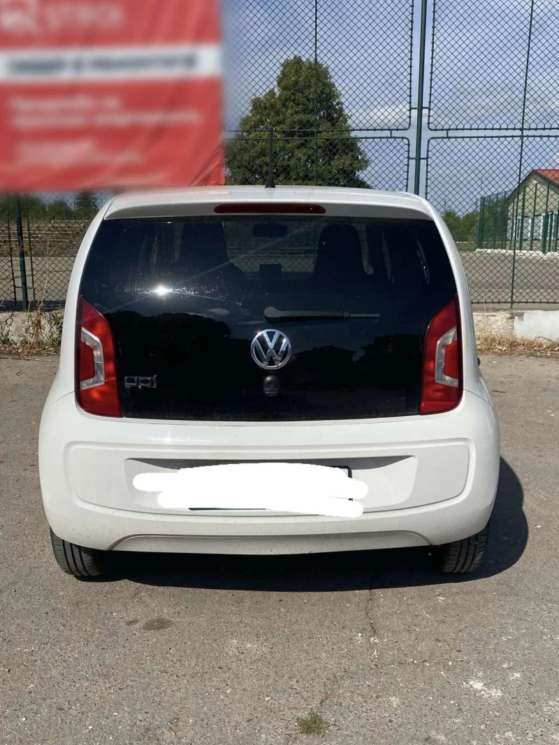 VW Up, снимка 2 - Автомобили и джипове - 47822553