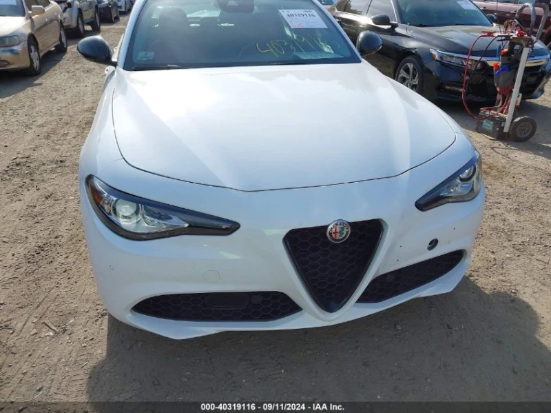 Alfa Romeo Giulia TI AWD / КРАЙНА ЦЕНА ДО БЪЛГАРИЯ!!!, снимка 2 - Автомобили и джипове - 47869836