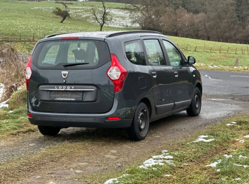 Dacia Lodgy 1.6, снимка 5 - Автомобили и джипове - 48933636