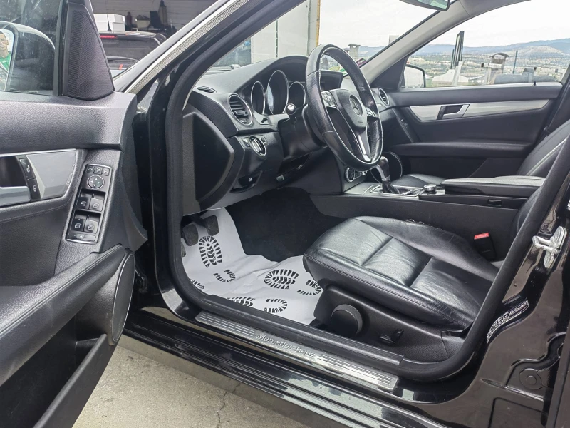 Mercedes-Benz C 220 2.2 * CDI* , снимка 13 - Автомобили и джипове - 52316186