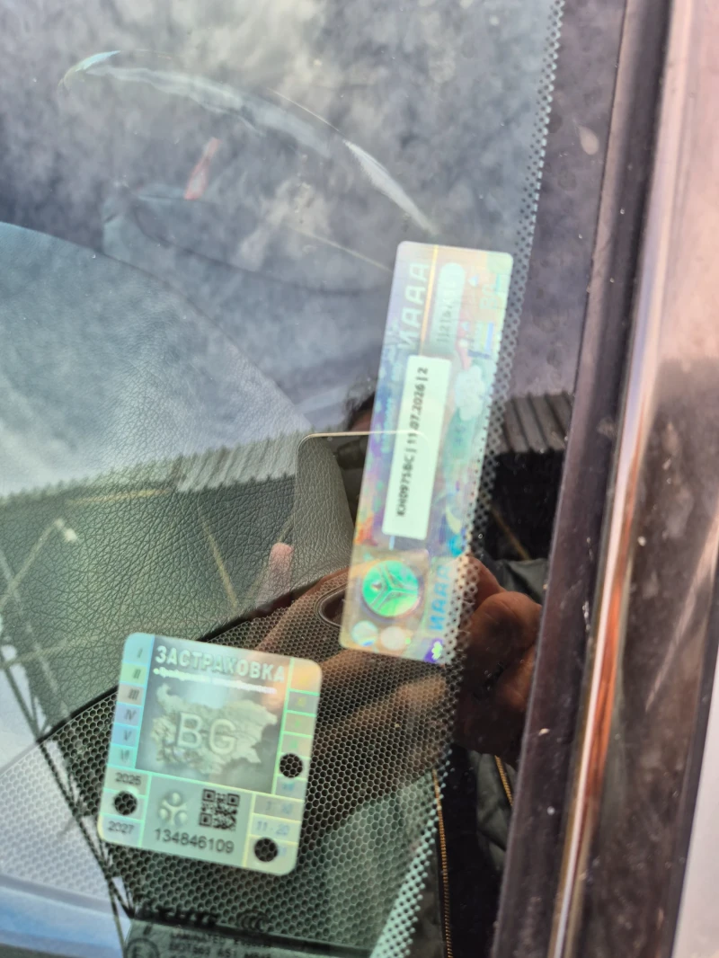 Mercedes-Benz E 200 Компресор , снимка 12 - Автомобили и джипове - 52672825