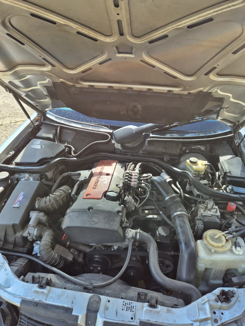 Mercedes-Benz E 200 Компресор , снимка 7 - Автомобили и джипове - 52672825