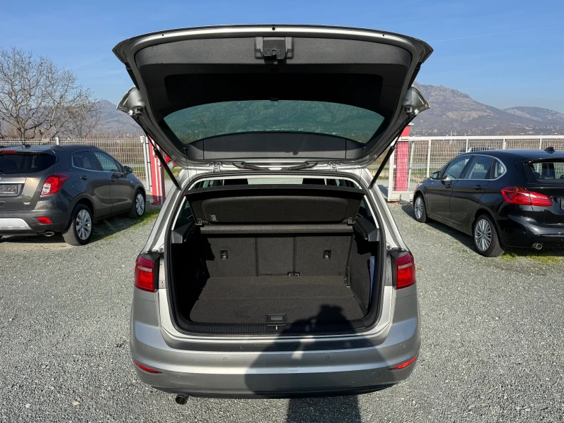 VW Golf (KATO НОВА), снимка 13 - Автомобили и джипове - 52825022