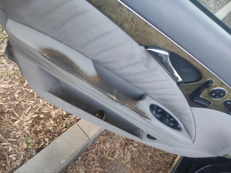 Mercedes-Benz E 320, снимка 6 - Автомобили и джипове - 52951890