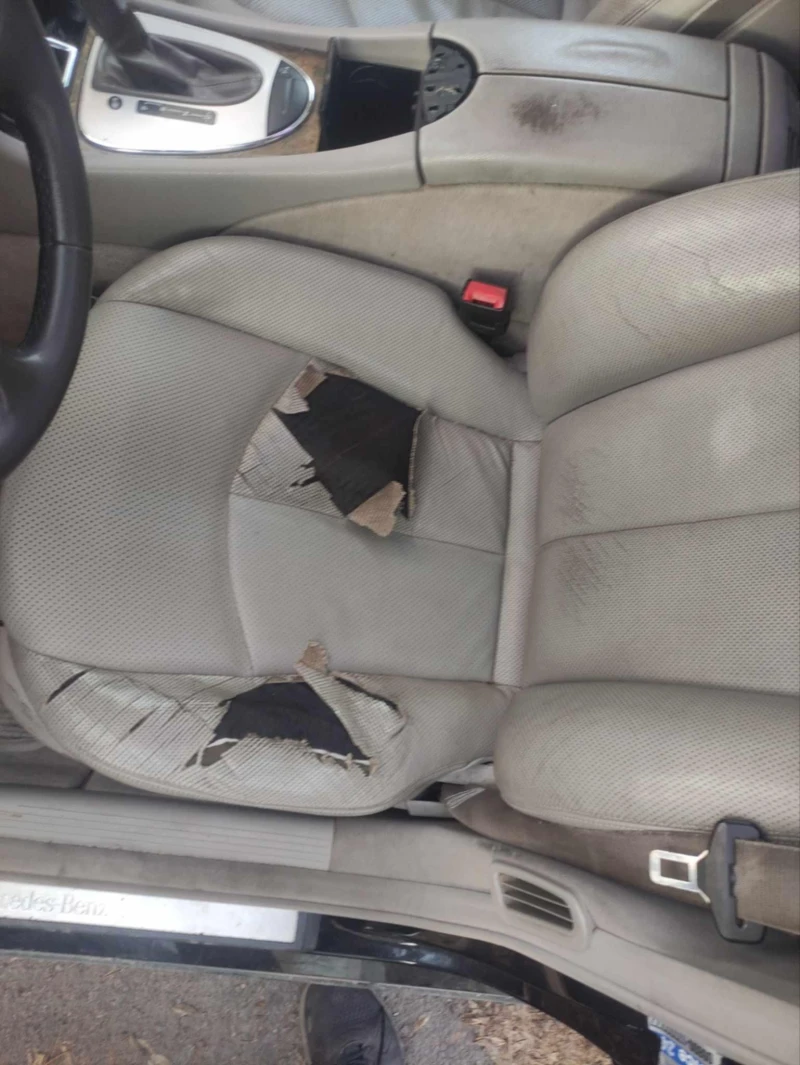 Mercedes-Benz E 320, снимка 7 - Автомобили и джипове - 52951890