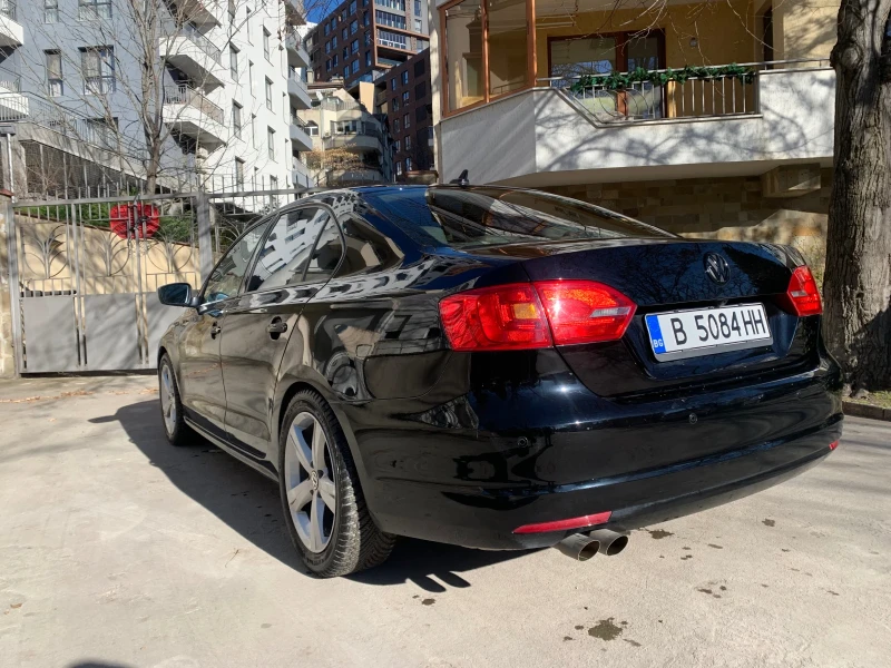VW Jetta, снимка 4 - Автомобили и джипове - 53573037