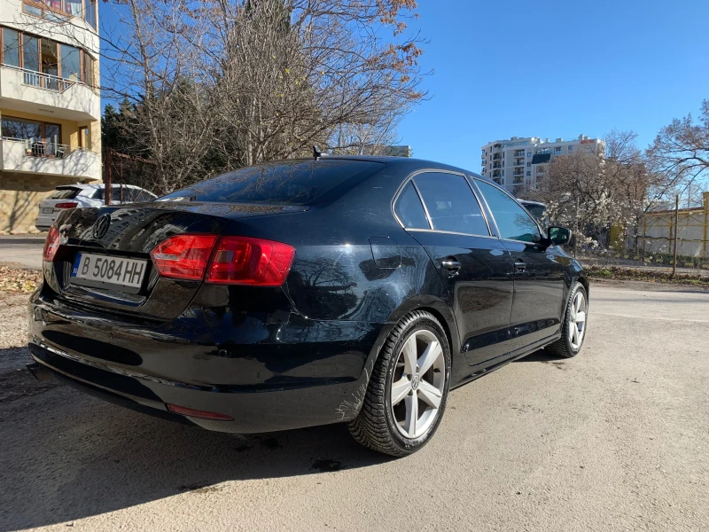 VW Jetta, снимка 5 - Автомобили и джипове - 53573037