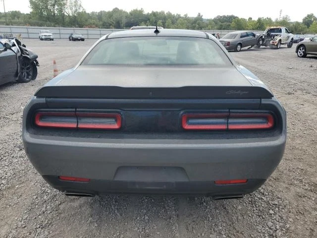 Dodge Challenger, снимка 6 - Автомобили и джипове - 48726423