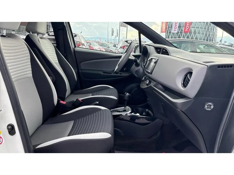 Toyota Yaris 1.5 HSD STYLE - изображение 6