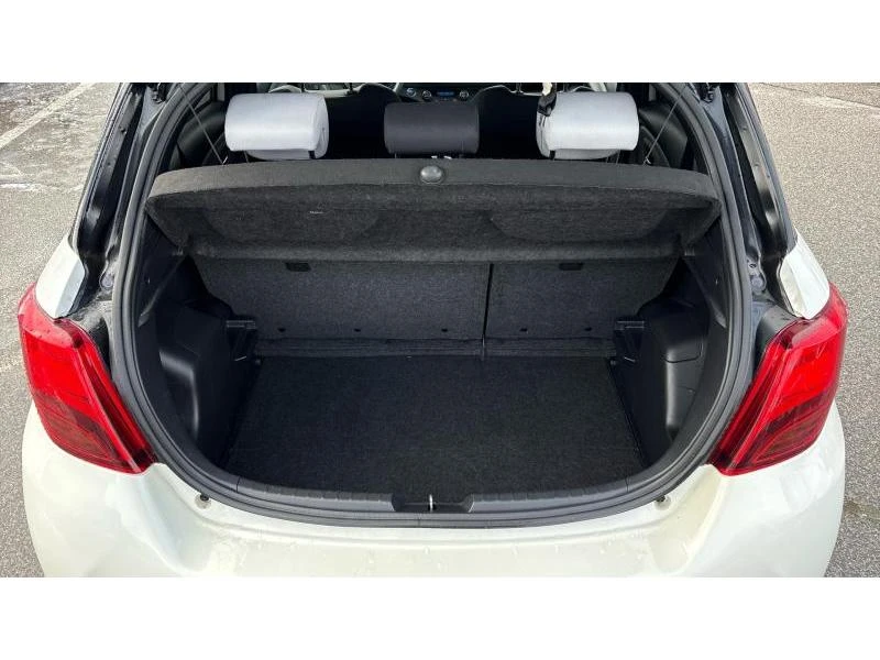 Toyota Yaris 1.5 HSD STYLE - изображение 10