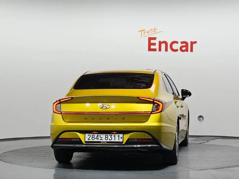 Hyundai Sonata 2.0 Smart - изображение 4