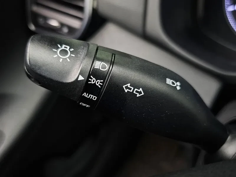 Hyundai Grandeur 2.4 PREMIUM, снимка 15 - Автомобили и джипове - 55717509