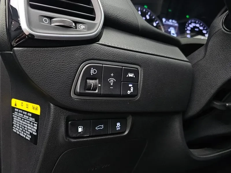 Hyundai Grandeur 2.4 PREMIUM, снимка 13 - Автомобили и джипове - 55717509