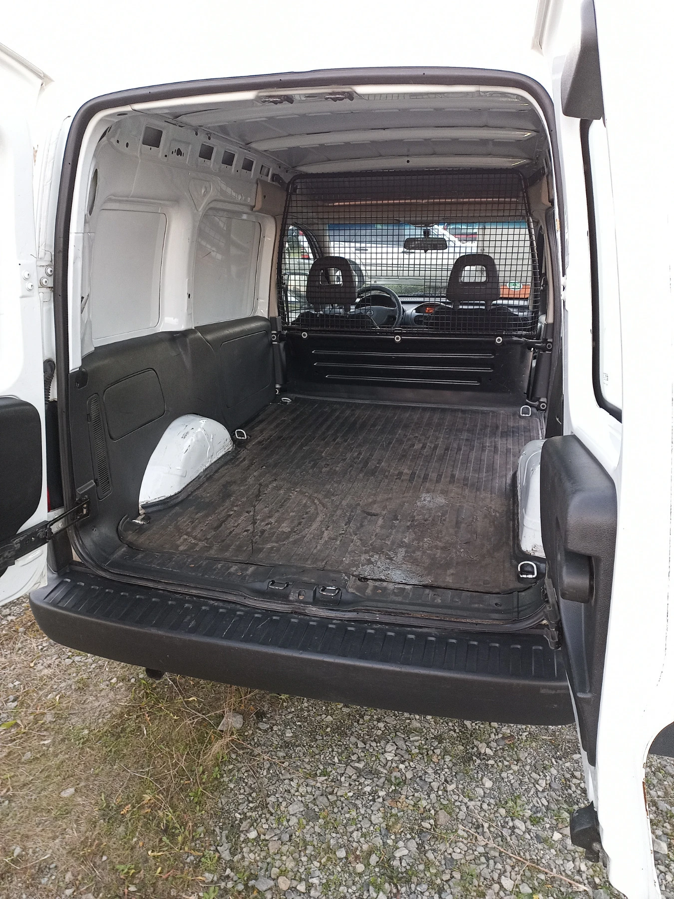 Opel Combo 1.3CDTI - изображение 10