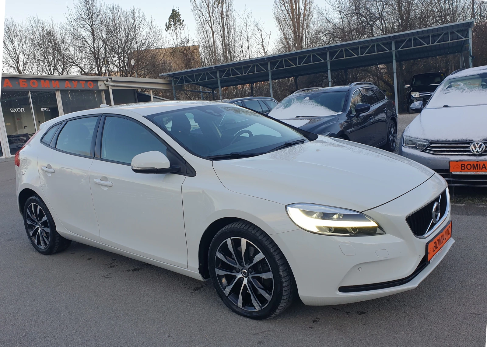 Volvo V40 1.5i* FULL- LED* АВТОМАТИК* EURO6D* KЛИМАТРОНИК*  - изображение 3