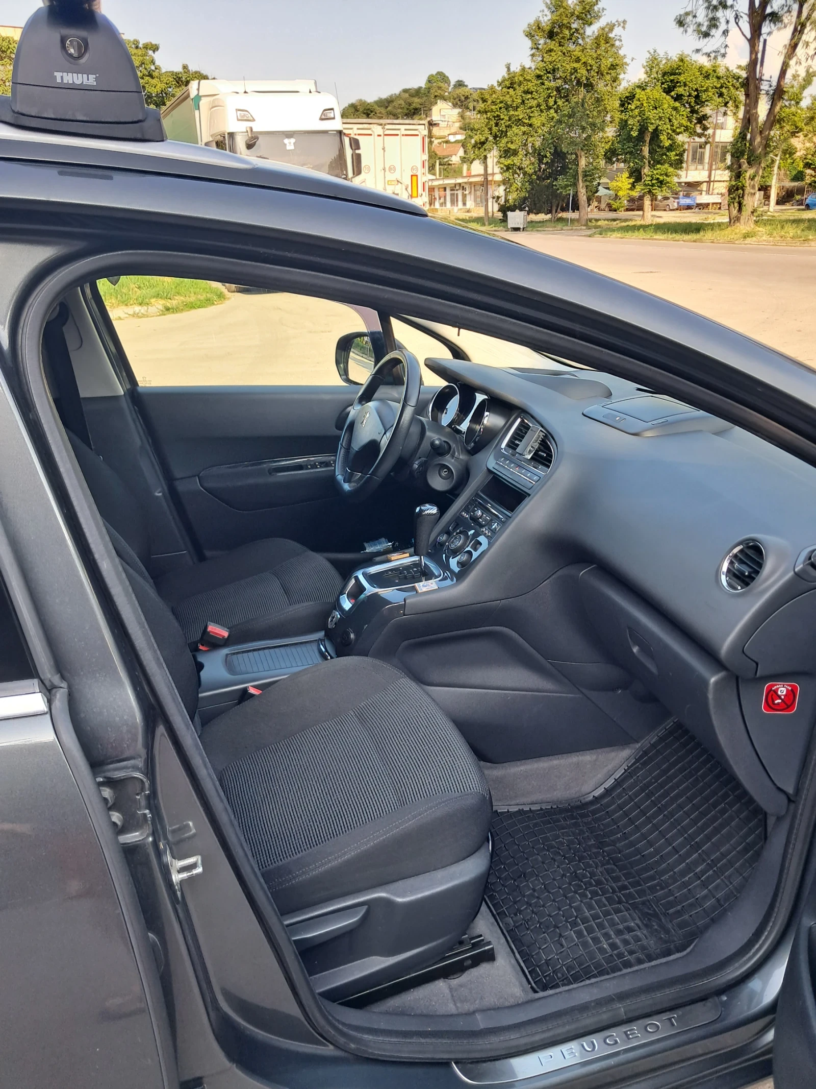 Peugeot 5008 2.0HDI 163 - изображение 7
