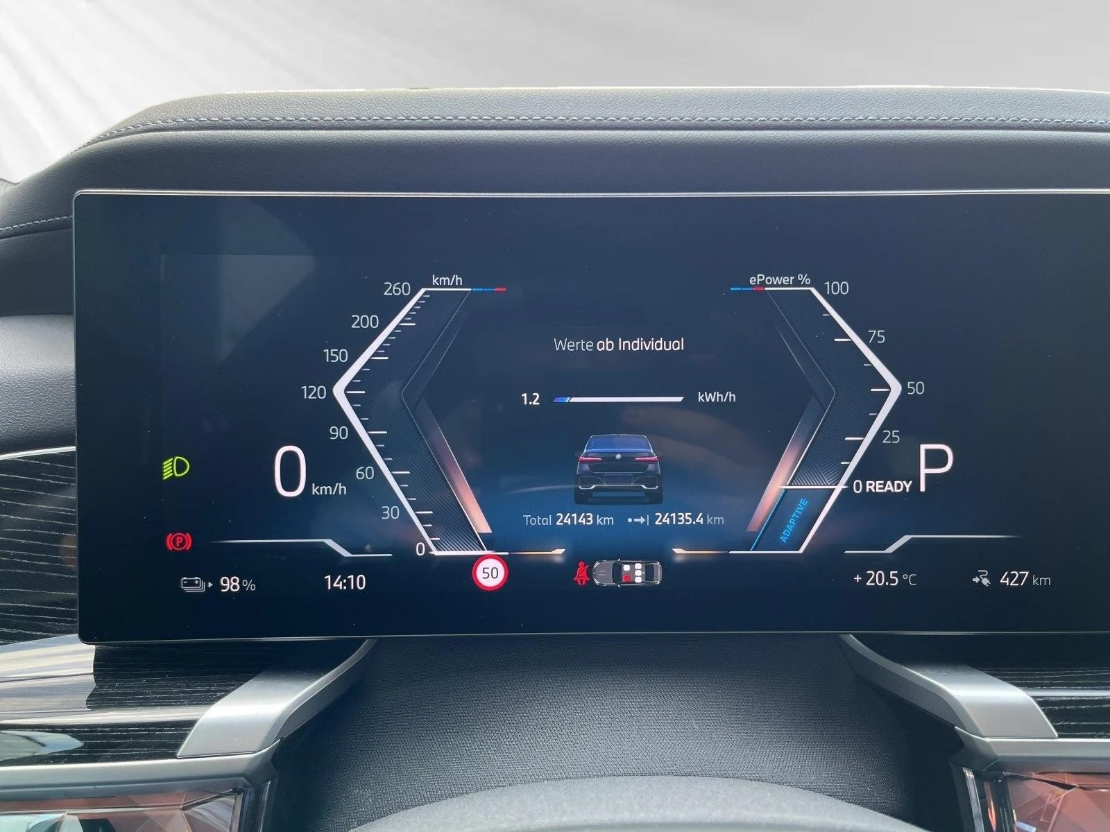 BMW i7 eDrive50/M-SPORT/HEAD UP/PANO/B&W/360/ICONIC GLOW/ - изображение 9