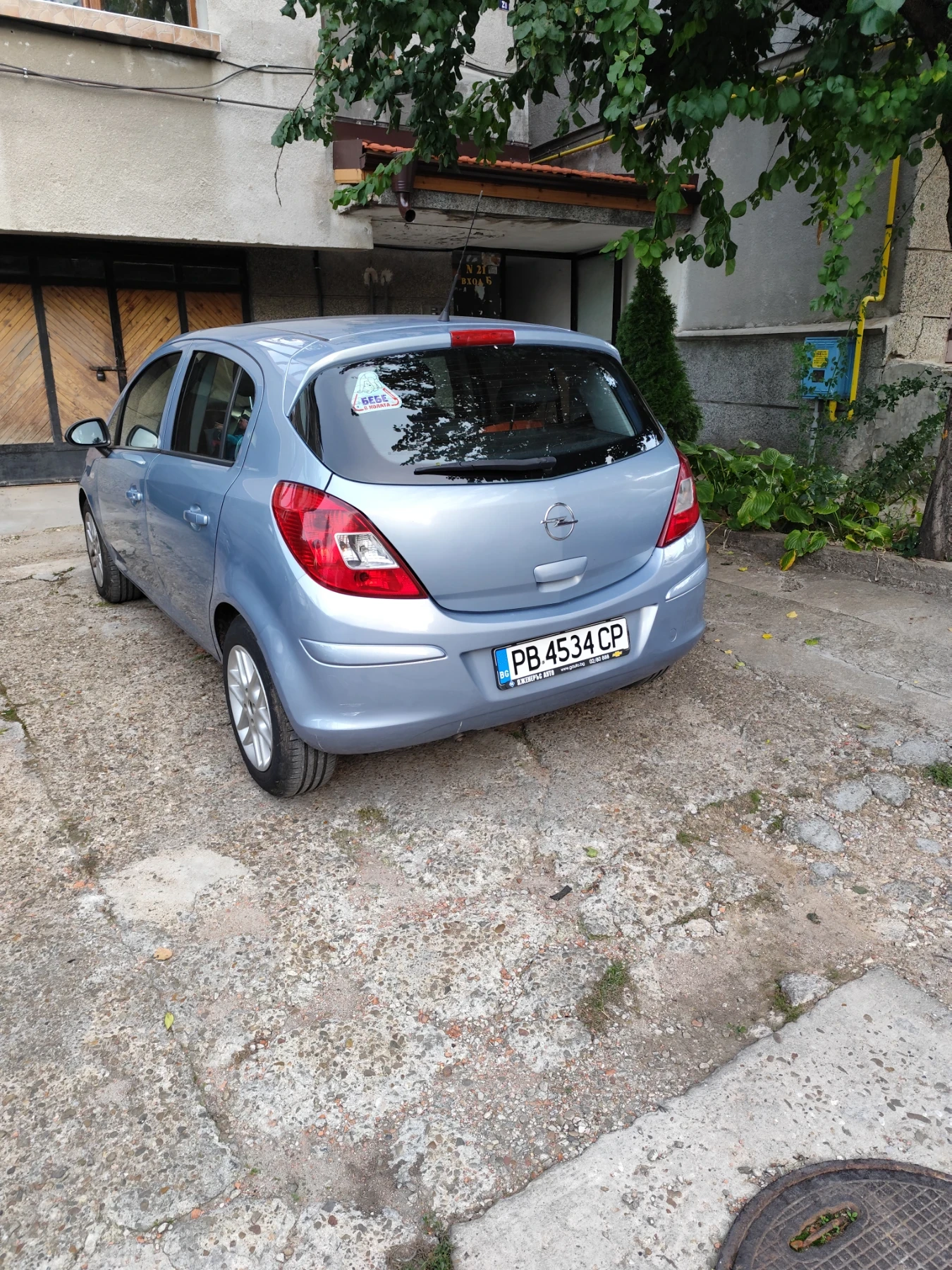 Opel Corsa 1.4 бензин - изображение 2
