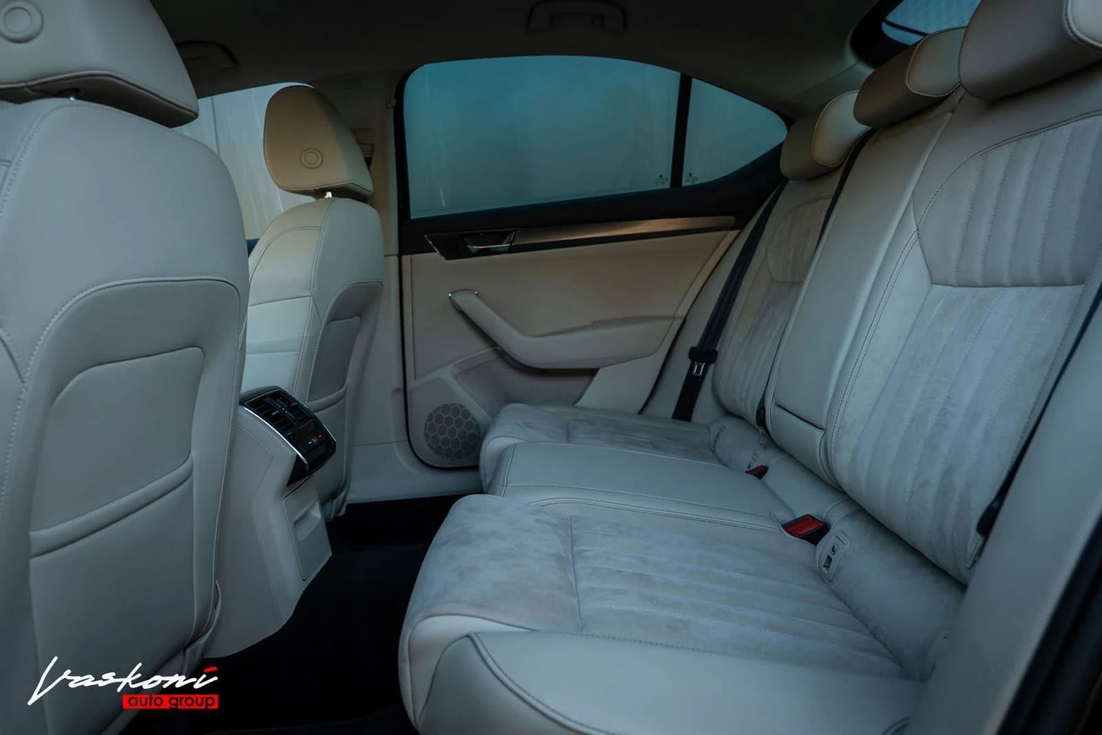 Skoda Superb 2.0 TDI | Mobile.bg   14