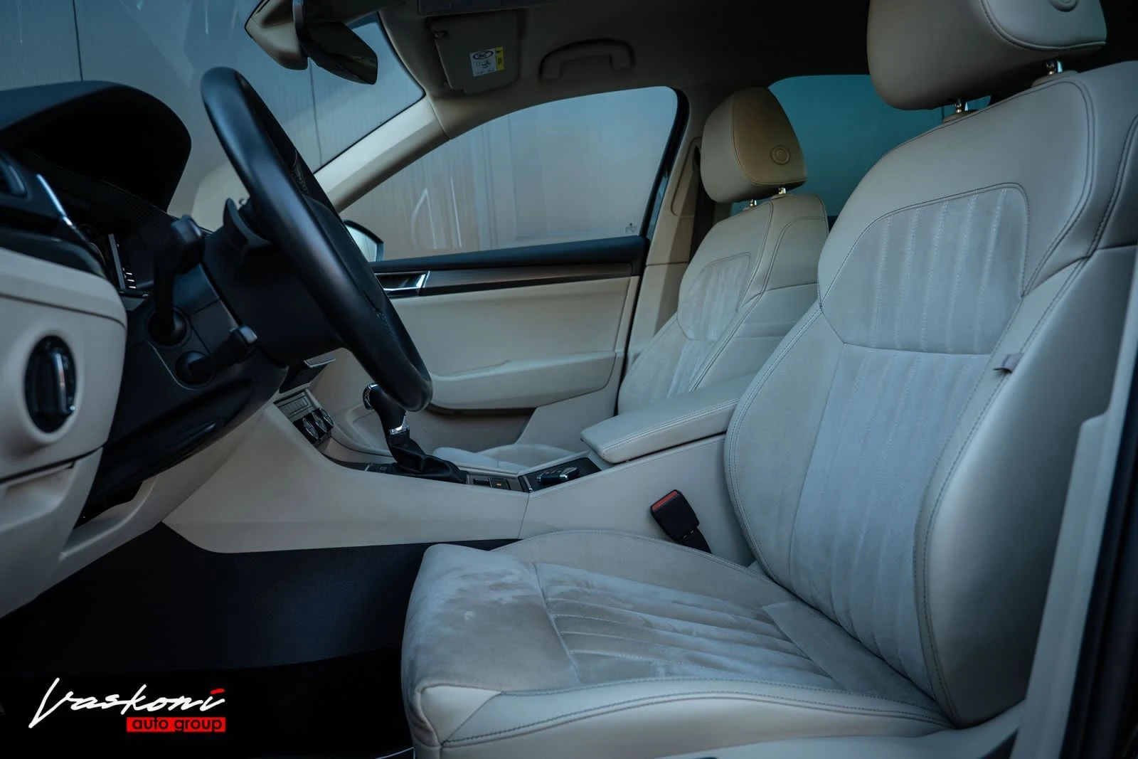 Skoda Superb 2.0 TDI - изображение 6