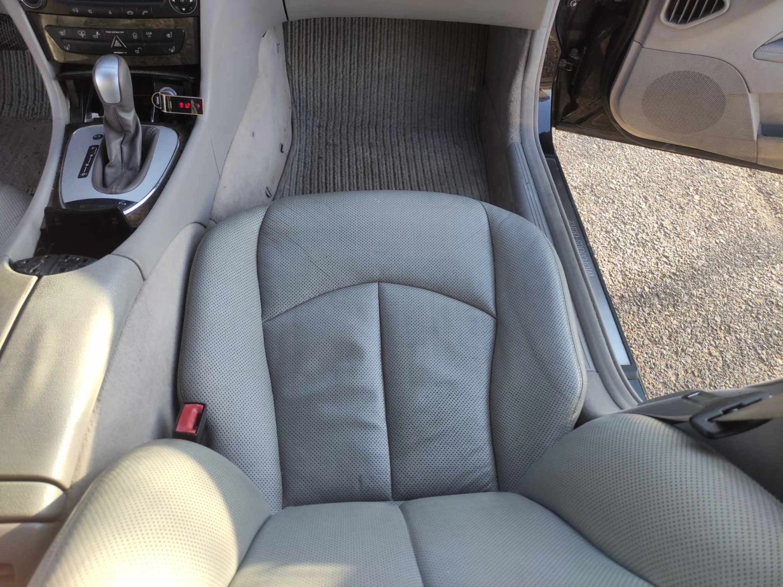 Mercedes-Benz E 320  - изображение 4