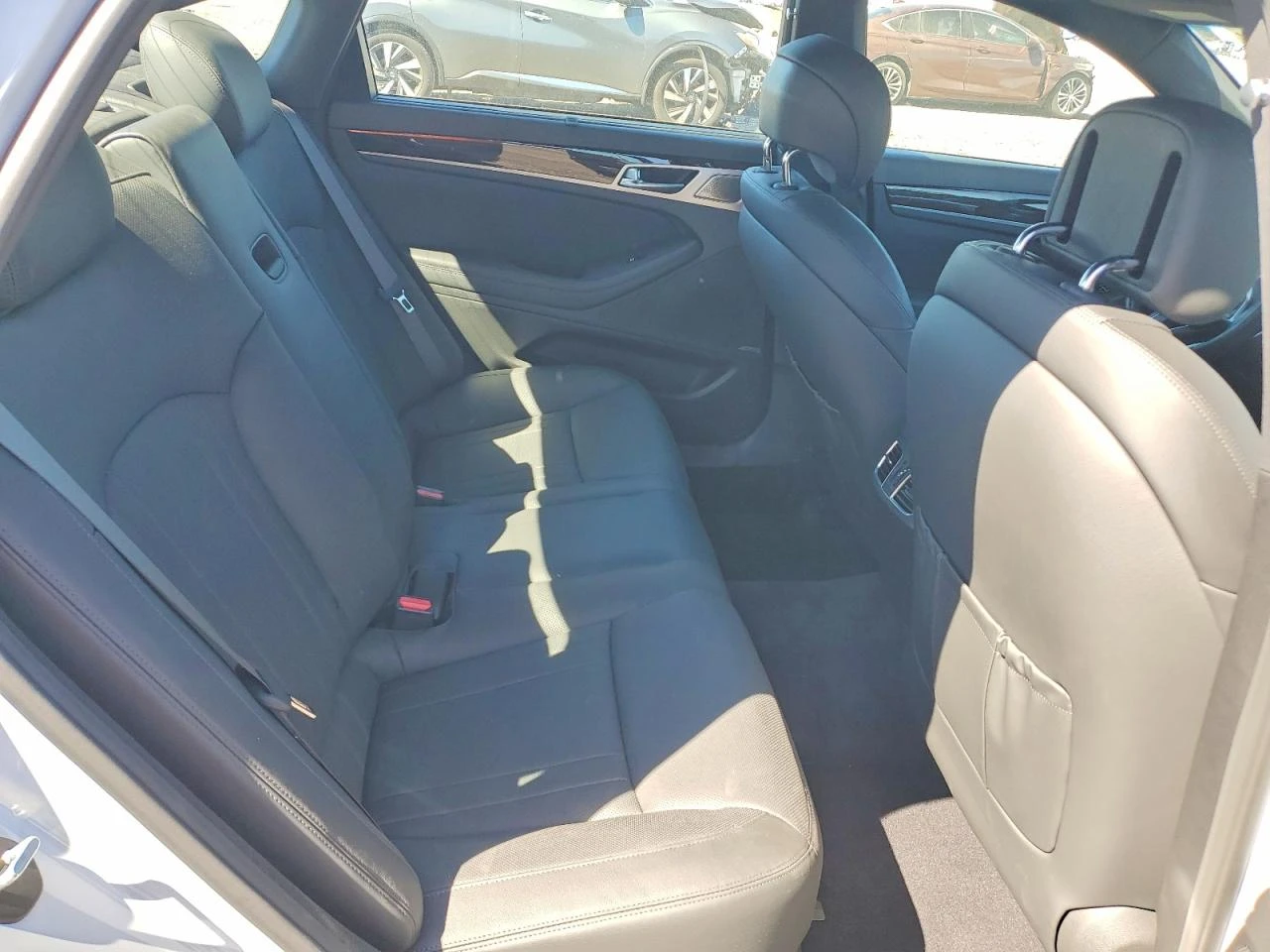 Genesis G80 3.8l Base - изображение 10