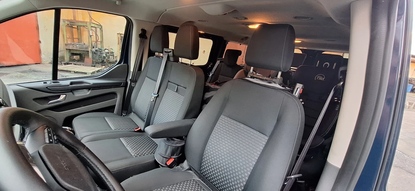 Ford Transit Custom, снимка 4 - Автомобили и джипове - 54152540