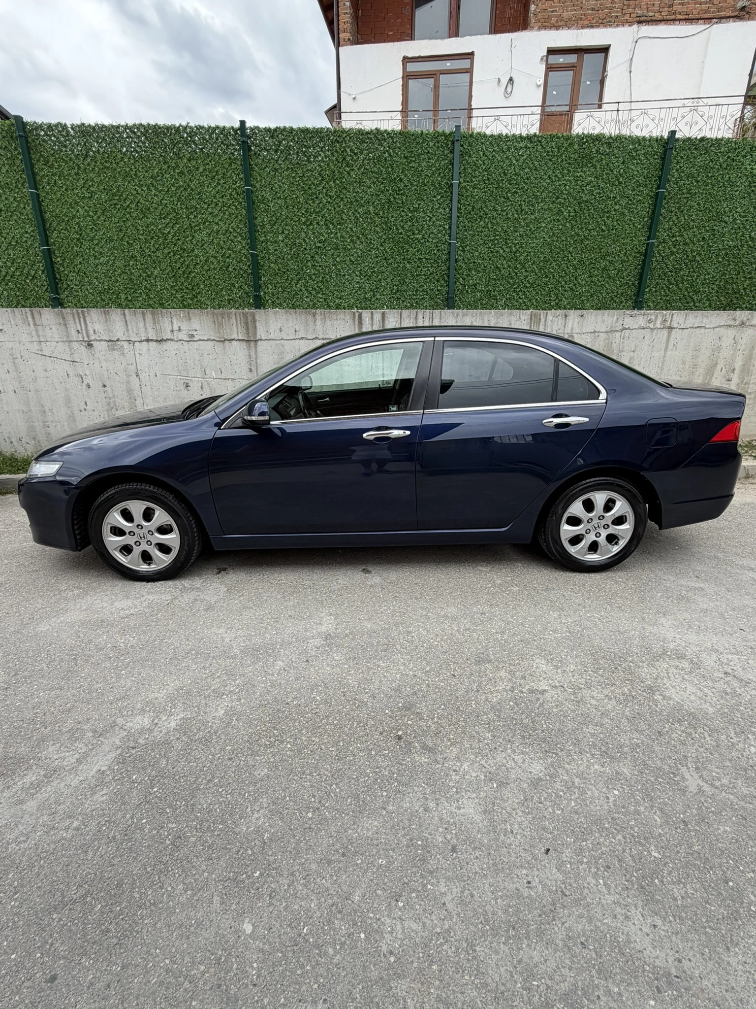 Honda Accord, снимка 2 - Автомобили и джипове - 54439684