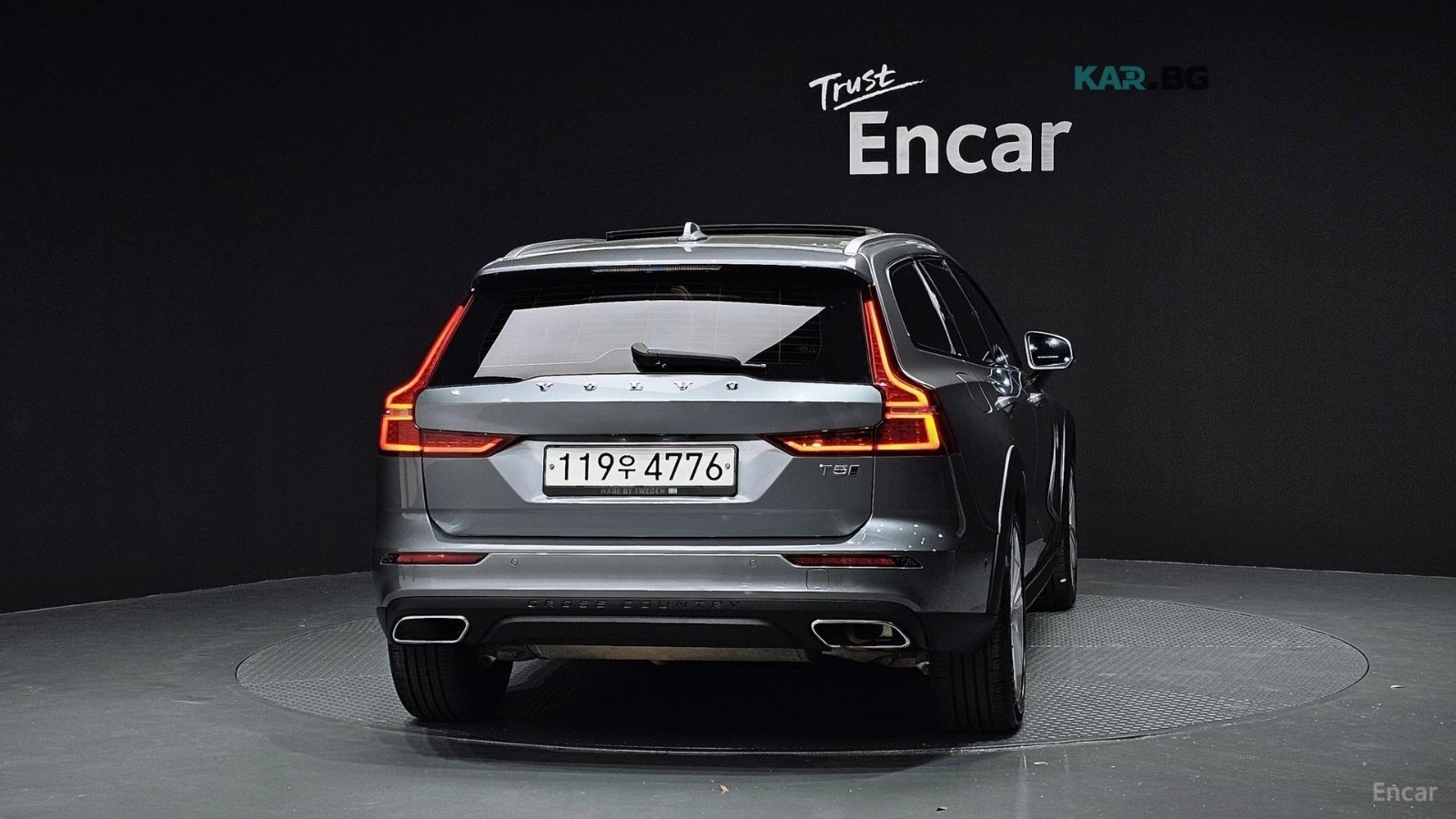 Volvo V60 T5 / INSCRIPTION / BOWERS / HEADUP / ОБДУХ / ФУЛЛ, снимка 4 - Автомобили и джипове - 54598212