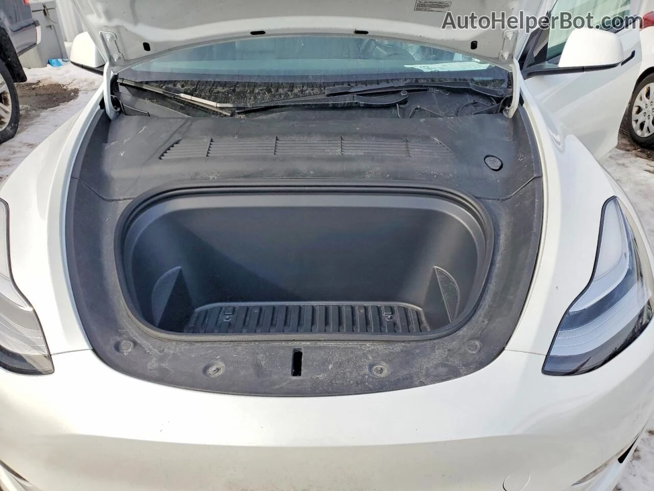 Tesla Model Y 82kWh* Long Range* Dual Motor, снимка 10 - Автомобили и джипове - 54651551