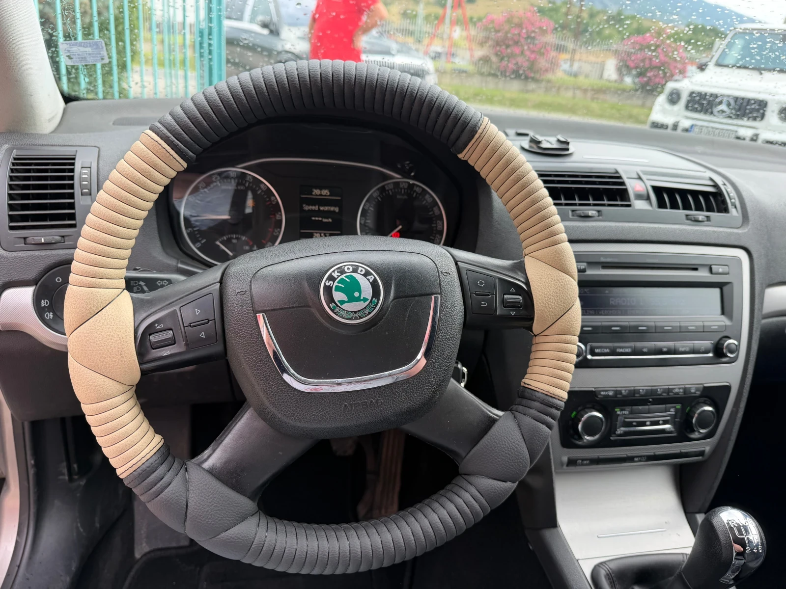 Skoda Octavia 2.0 TDI, снимка 6 - Автомобили и джипове - 55011185