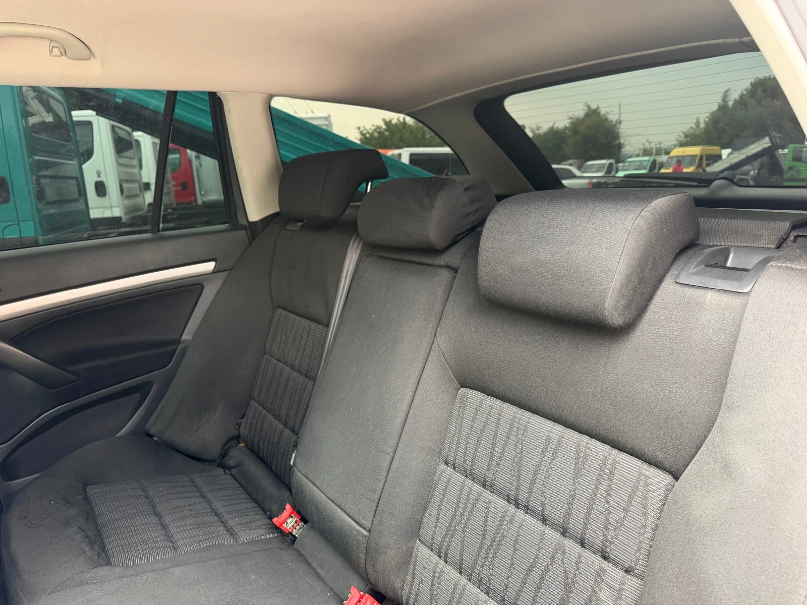 Skoda Octavia 2.0 TDI* 140�.�* Climatronic* Parktronic* Xenon | Mobile.bg � ����������� 11