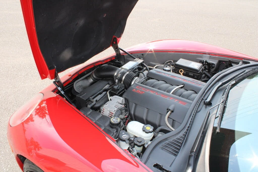 Chevrolet Corvette 6.0* V8* RWD* MANUAL* КОЖА* ПОДГРЕВ* , снимка 17 - Автомобили и джипове - 55541543