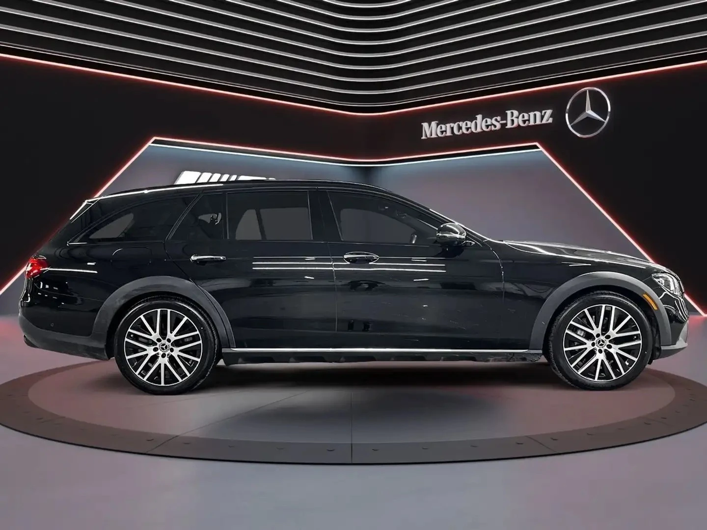 Mercedes-Benz E 450 ALL TERRAIN PREMIUM ЦЕНА ДО БЪЛГАРИЯ АВТОКРЕДИТ, снимка 3 - Автомобили и джипове - 55848514