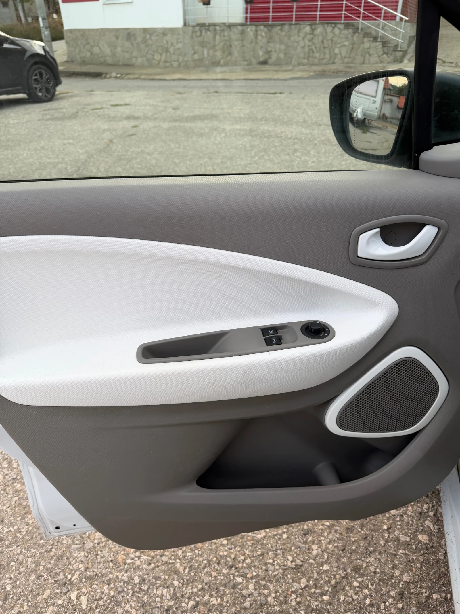 Renault Zoe LIFE 41 kwh ��������� ������� | Mobile.bg � ����������� 12