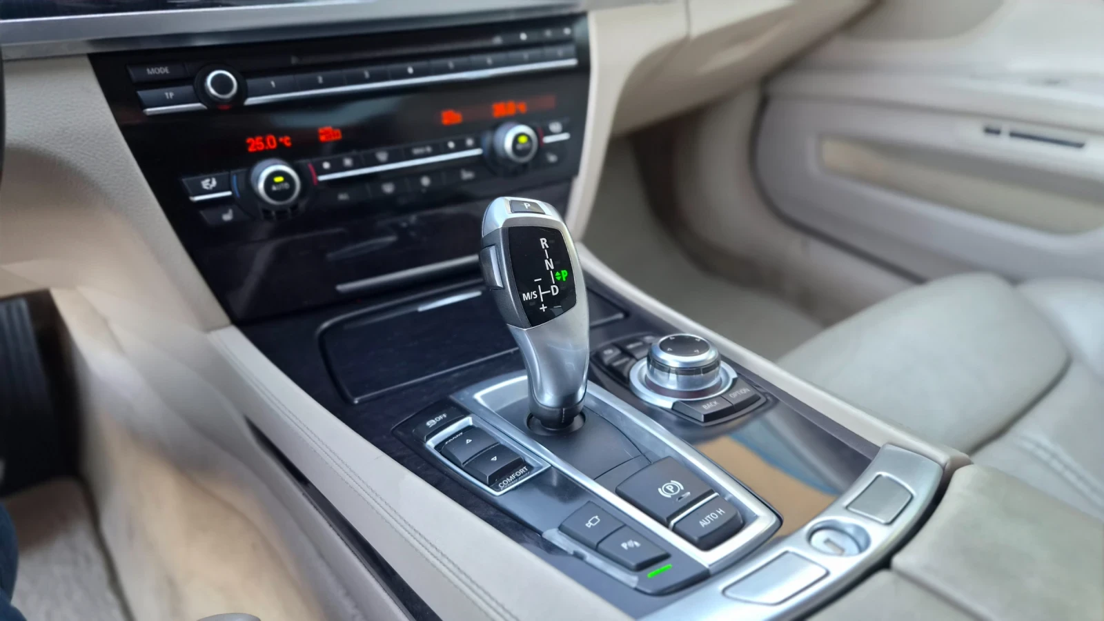 BMW 750 Li INDIVIDUAL* HeadUp* Massage* 3xTV* Camera* FULL | Mobile.bg � ����������� 8