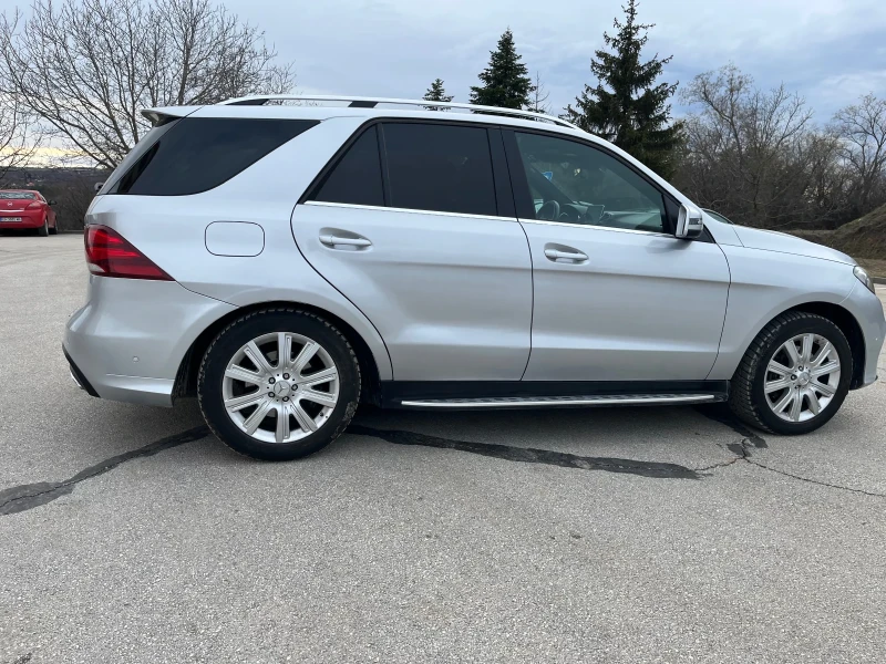 Mercedes-Benz GLE 350 Джип, снимка 4 - Автомобили и джипове - 48604095