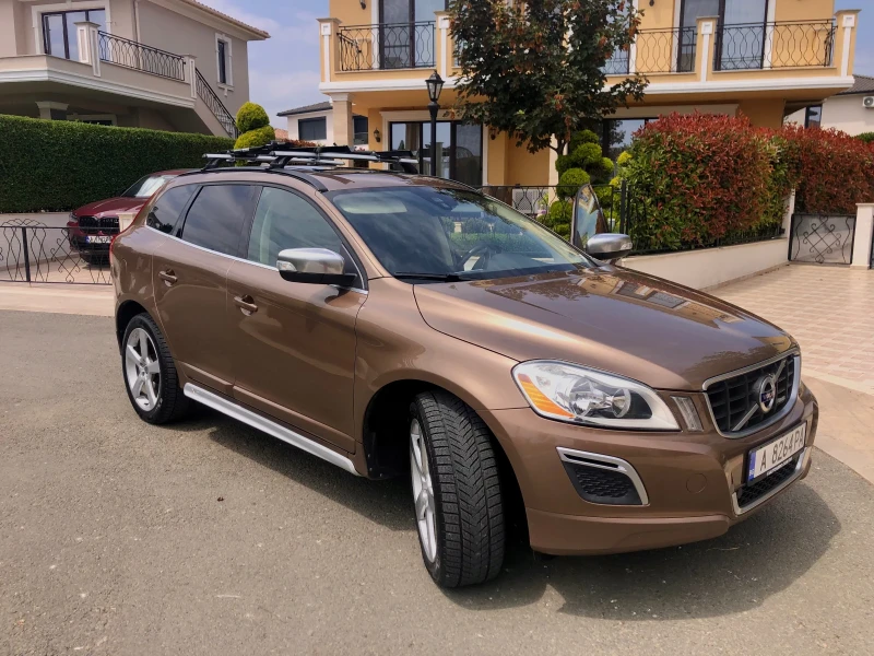 Volvo XC60 R Design, снимка 3 - Автомобили и джипове - 52650789