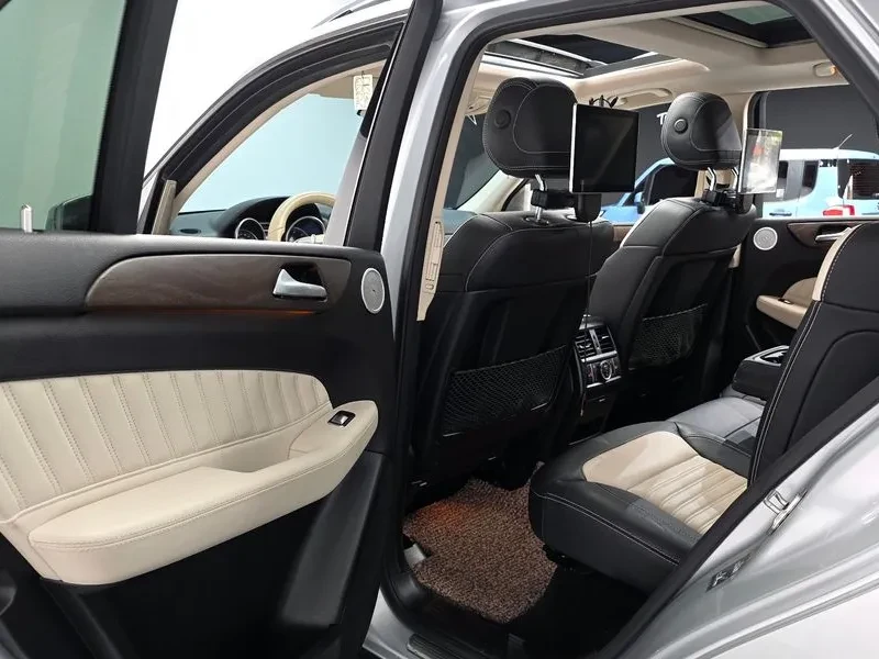 Mercedes-Benz GLE 350 D 4MATIC, снимка 11 - Автомобили и джипове - 55010938