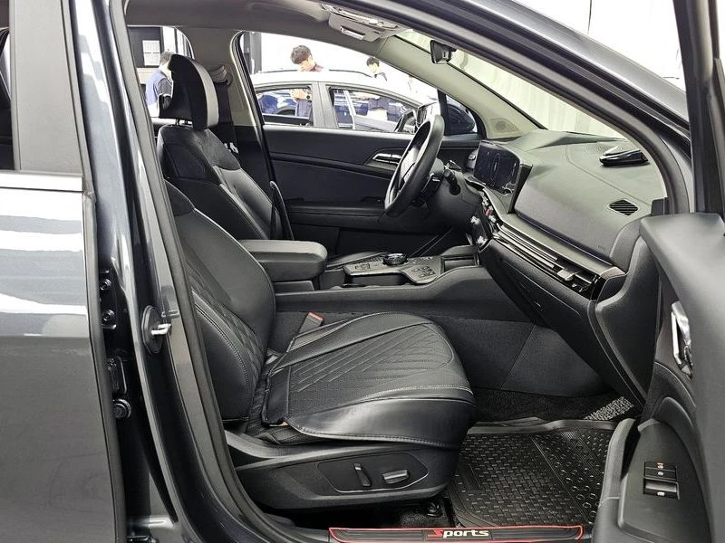 Kia Sportage 1.6 Automatic, снимка 11 - Автомобили и джипове - 55845860