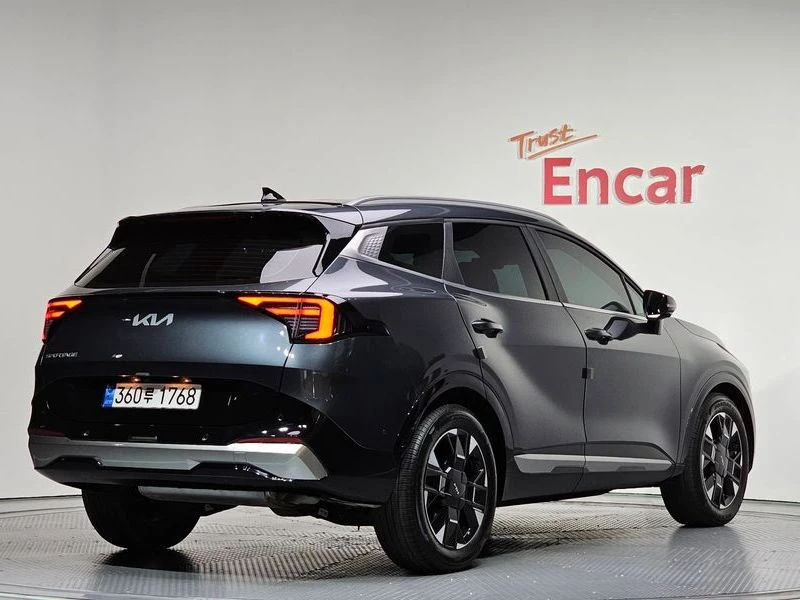 Kia Sportage 1.6 Automatic, снимка 2 - Автомобили и джипове - 55845860