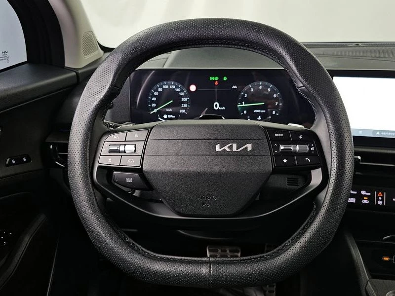 Kia Sportage 1.6 Automatic, снимка 13 - Автомобили и джипове - 55845860