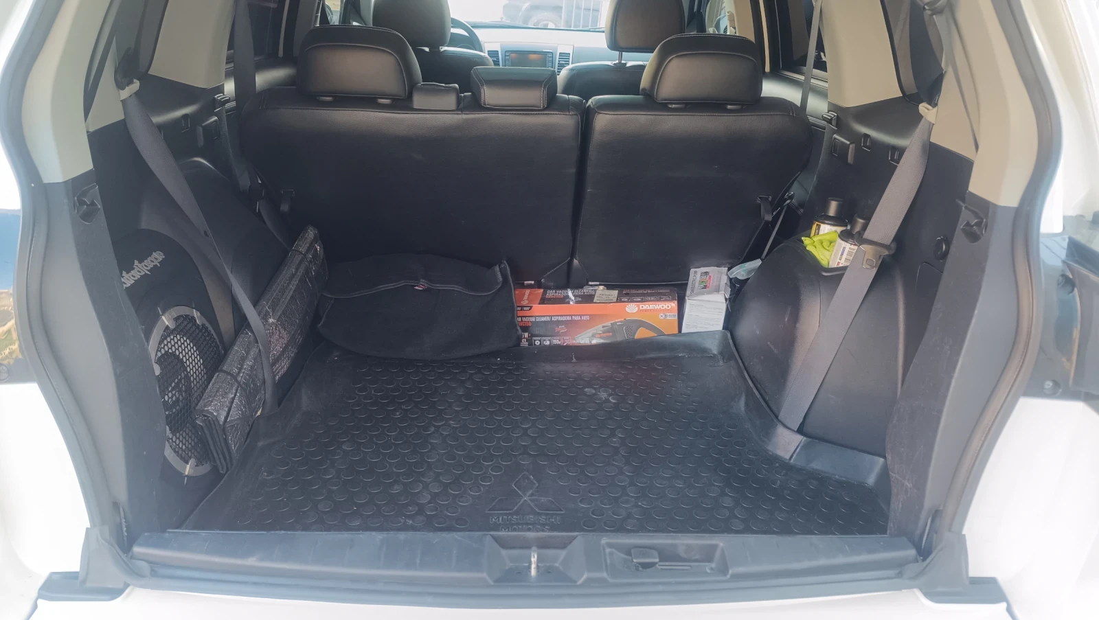 Mitsubishi Outlander 2.4 4x4 - изображение 10