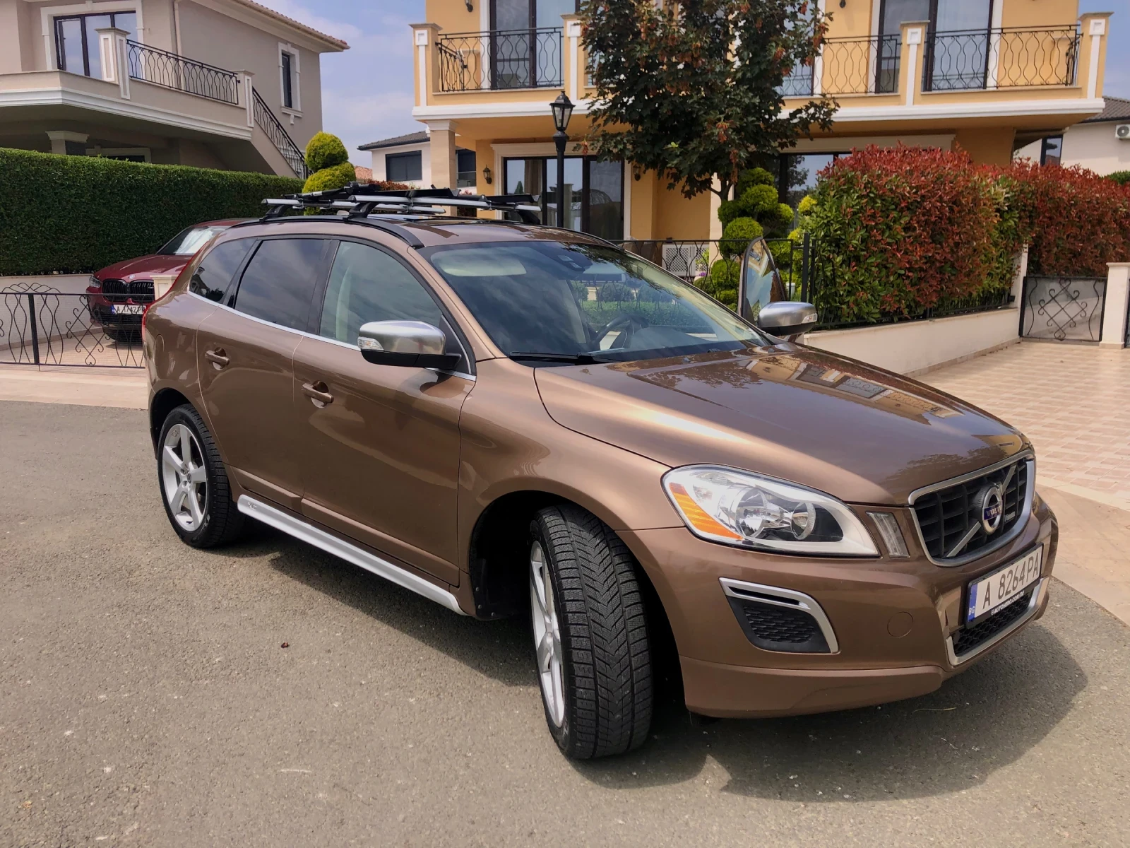 Volvo XC60 R Design - изображение 3