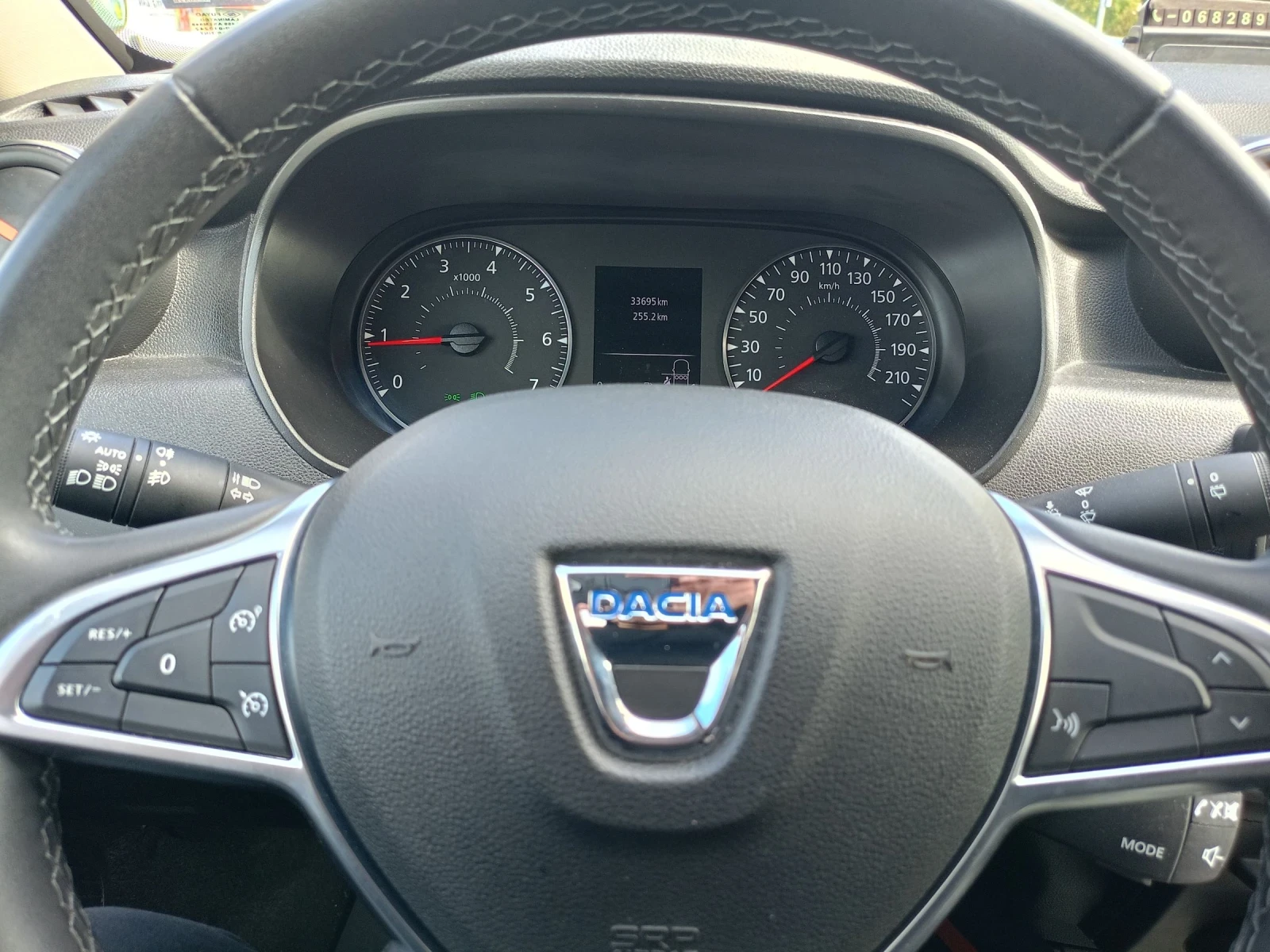 Dacia Duster 1.5 dci 6d blu 4x4 Urban Grey  | Mobile.bg � ����������� 8
